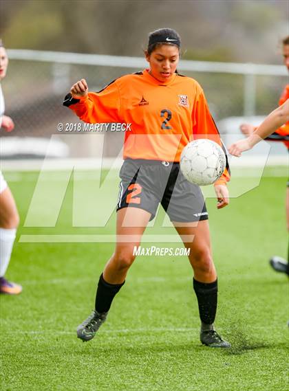 Thumbnail 3 in St James Academy vs. Waynesville (Helias Invitational) photogallery.