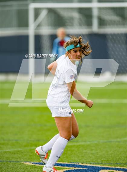 Thumbnail 3 in St James Academy vs. Waynesville (Helias Invitational) photogallery.