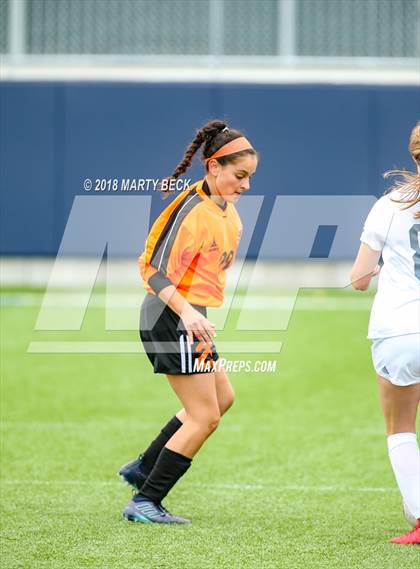 Thumbnail 2 in St James Academy vs. Waynesville (Helias Invitational) photogallery.