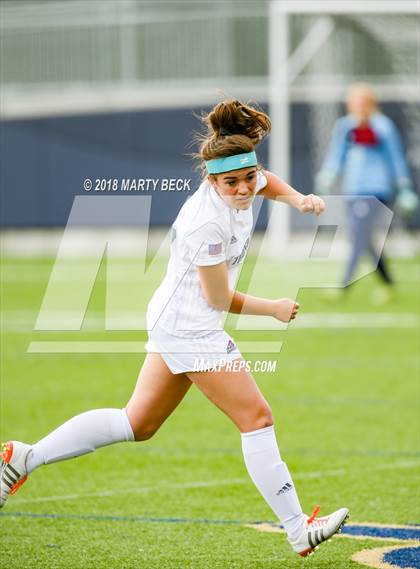 Thumbnail 3 in St James Academy vs. Waynesville (Helias Invitational) photogallery.