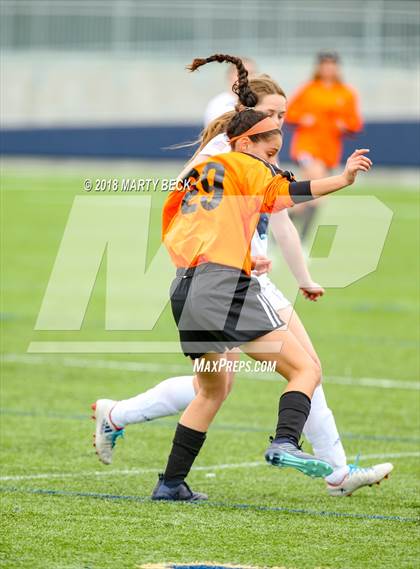 Thumbnail 3 in St James Academy vs. Waynesville (Helias Invitational) photogallery.