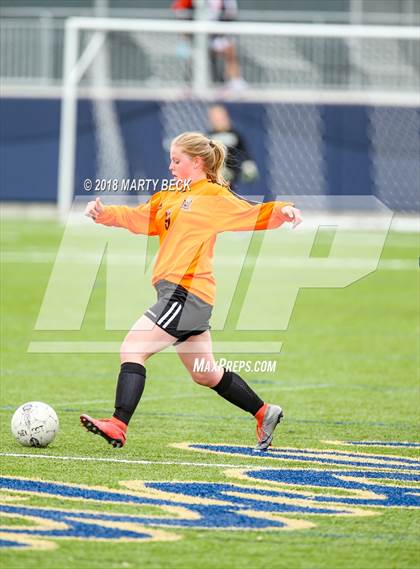 Thumbnail 2 in St James Academy vs. Waynesville (Helias Invitational) photogallery.