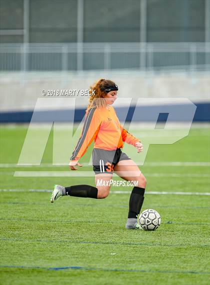 Thumbnail 2 in St James Academy vs. Waynesville (Helias Invitational) photogallery.