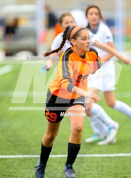 Thumbnail 1 in St James Academy vs. Waynesville (Helias Invitational) photogallery.