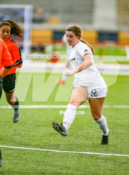 Thumbnail 3 in St James Academy vs. Waynesville (Helias Invitational) photogallery.