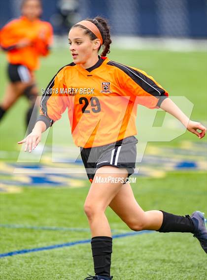 Thumbnail 1 in St James Academy vs. Waynesville (Helias Invitational) photogallery.