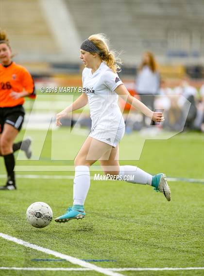 Thumbnail 1 in St James Academy vs. Waynesville (Helias Invitational) photogallery.