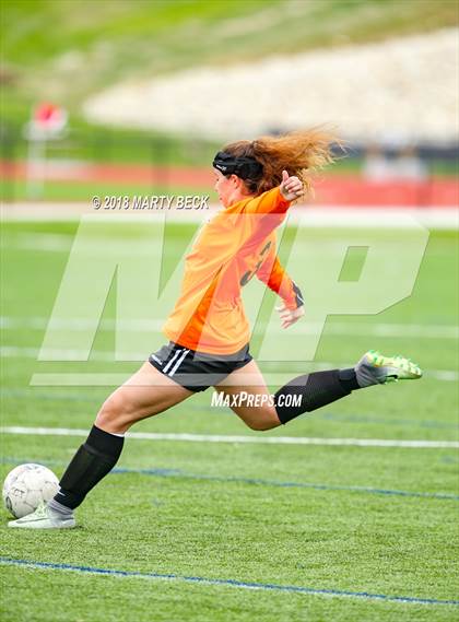 Thumbnail 3 in St James Academy vs. Waynesville (Helias Invitational) photogallery.