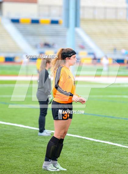 Thumbnail 1 in St James Academy vs. Waynesville (Helias Invitational) photogallery.