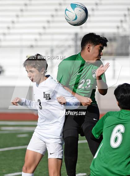 Thumbnail 1 in Laguna Hills vs. Costa Mesa (Hawks Invitational) photogallery.