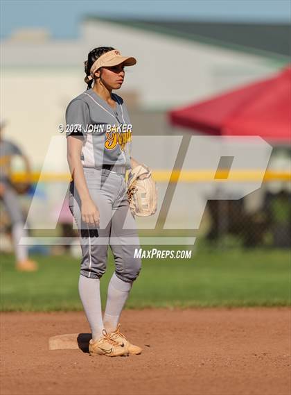Thumbnail 3 in Churchill County vs. Pahrump Valley (NIAA 3A State Winners Semifinals) photogallery.