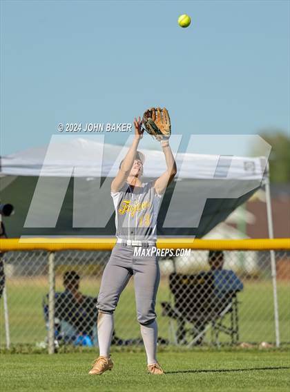 Thumbnail 1 in Churchill County vs. Pahrump Valley (NIAA 3A State Winners Semifinals) photogallery.