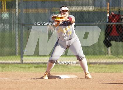 Thumbnail 3 in Churchill County vs. Pahrump Valley (NIAA 3A State Winners Semifinals) photogallery.
