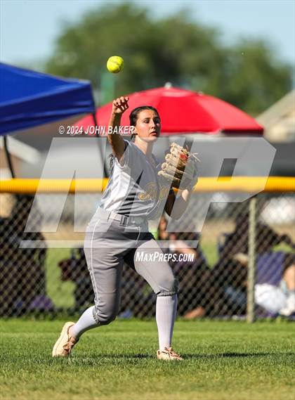 Thumbnail 3 in Churchill County vs. Pahrump Valley (NIAA 3A State Winners Semifinals) photogallery.