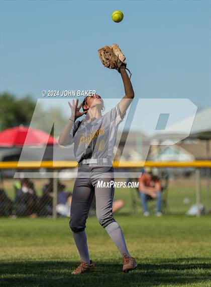 Thumbnail 3 in Churchill County vs. Pahrump Valley (NIAA 3A State Winners Semifinals) photogallery.