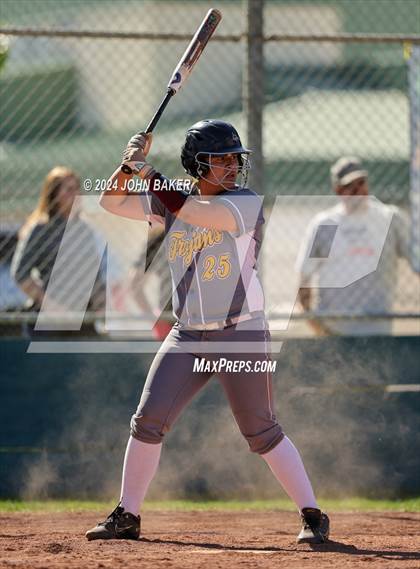 Thumbnail 1 in Churchill County vs. Pahrump Valley (NIAA 3A State Winners Semifinals) photogallery.