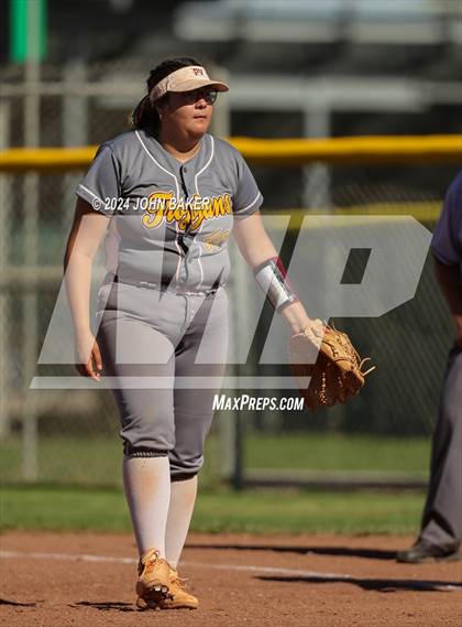 Thumbnail 1 in Churchill County vs. Pahrump Valley (NIAA 3A State Winners Semifinals) photogallery.
