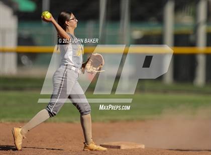 Thumbnail 2 in Churchill County vs. Pahrump Valley (NIAA 3A State Winners Semifinals) photogallery.