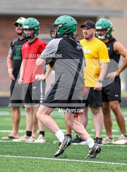 Thumbnail 1 in West Stanly vs Montgomery Central (7 on 7) photogallery.