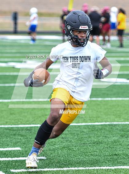 Thumbnail 2 in West Stanly vs Montgomery Central (7 on 7) photogallery.