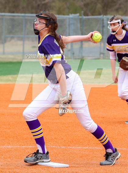 Thumbnail 1 in DeSoto Central vs Arlington (Morris Hunter Tournament) photogallery.
