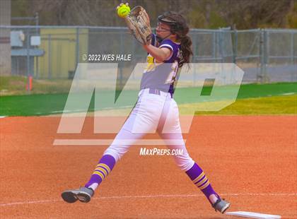 Thumbnail 1 in DeSoto Central vs Arlington (Morris Hunter Tournament) photogallery.
