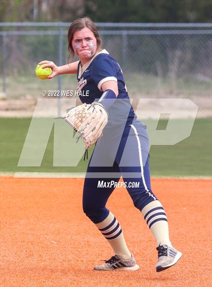Thumbnail 2 in DeSoto Central vs Arlington (Morris Hunter Tournament) photogallery.
