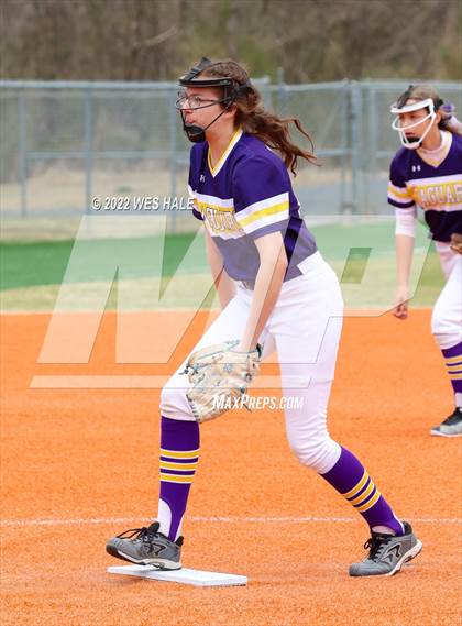 Thumbnail 3 in DeSoto Central vs Arlington (Morris Hunter Tournament) photogallery.