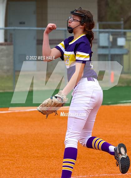 Thumbnail 3 in DeSoto Central vs Arlington (Morris Hunter Tournament) photogallery.