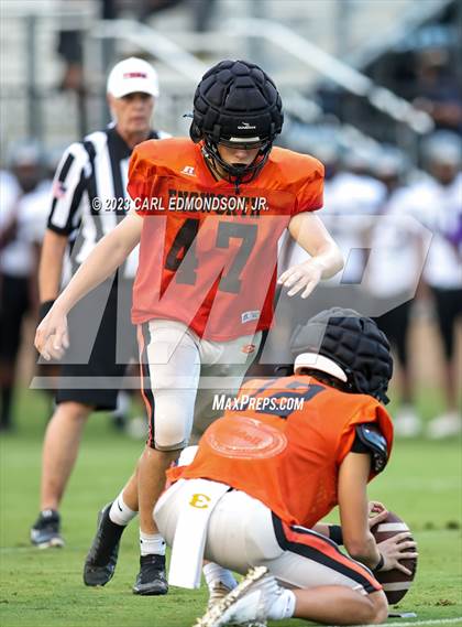 Thumbnail 3 in Cane Ridge vs Ensworth (scrimmage) photogallery.