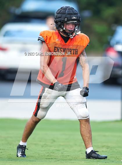 Thumbnail 2 in Cane Ridge vs Ensworth (scrimmage) photogallery.
