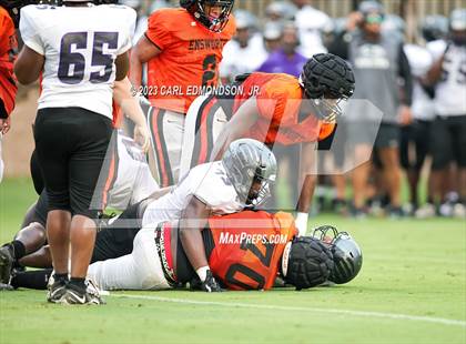 Thumbnail 1 in Cane Ridge vs Ensworth (scrimmage) photogallery.