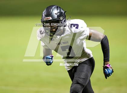 Thumbnail 1 in Cane Ridge vs Ensworth (scrimmage) photogallery.