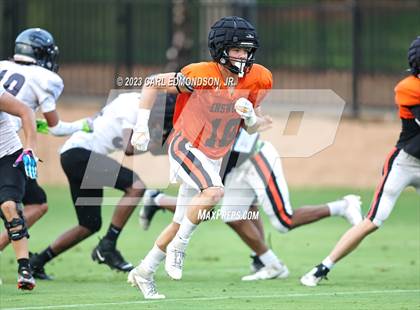 Thumbnail 2 in Cane Ridge vs Ensworth (scrimmage) photogallery.