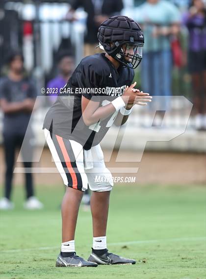 Thumbnail 3 in Cane Ridge vs Ensworth (scrimmage) photogallery.