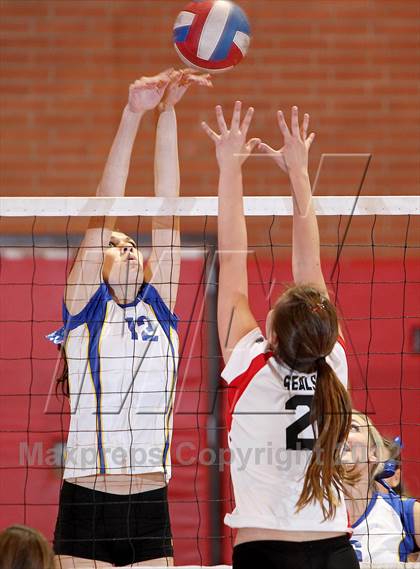 Thumbnail 1 in Foothill @ Carondelet photogallery.