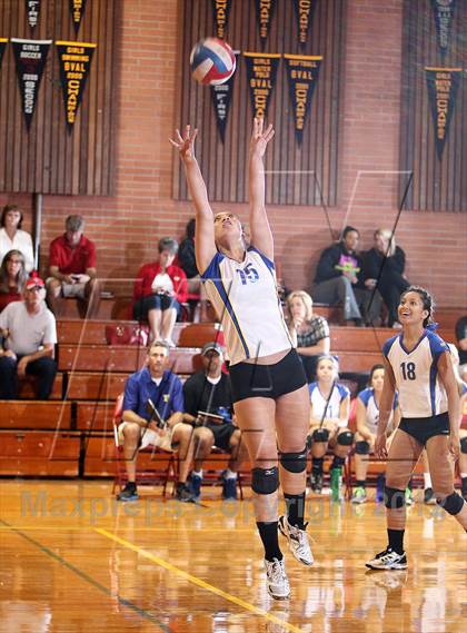 Thumbnail 2 in Foothill @ Carondelet photogallery.