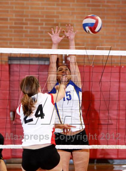 Thumbnail 1 in Foothill @ Carondelet photogallery.