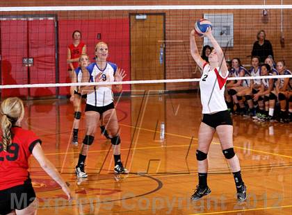 Thumbnail 3 in Foothill @ Carondelet photogallery.