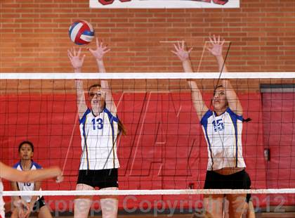 Thumbnail 1 in Foothill @ Carondelet photogallery.
