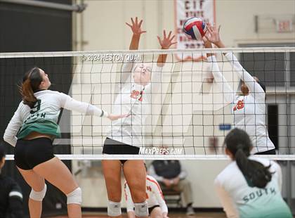 Thumbnail 1 in South @ Huntington Beach (CIF State D1 Playoffs) photogallery.