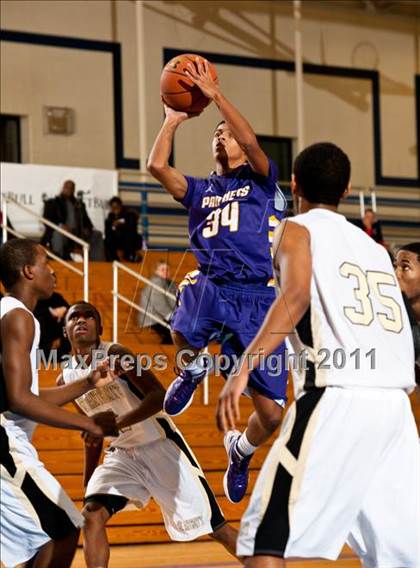Thumbnail 3 in Cathedral vs. St. Anthony's (Catholic School Showcase) photogallery.