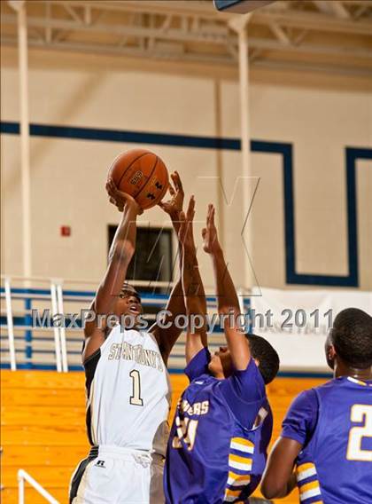 Thumbnail 3 in Cathedral vs. St. Anthony's (Catholic School Showcase) photogallery.