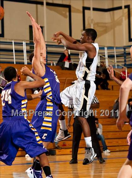 Thumbnail 3 in Cathedral vs. St. Anthony's (Catholic School Showcase) photogallery.
