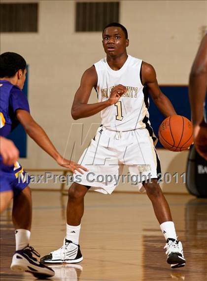 Thumbnail 2 in Cathedral vs. St. Anthony's (Catholic School Showcase) photogallery.