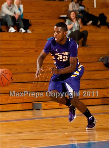 Thumbnail 3 in Cathedral vs. St. Anthony's (Catholic School Showcase) photogallery.