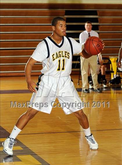 Thumbnail 2 in West Babylon vs. Westhampton Beach (2011 Holiday Tournament) photogallery.
