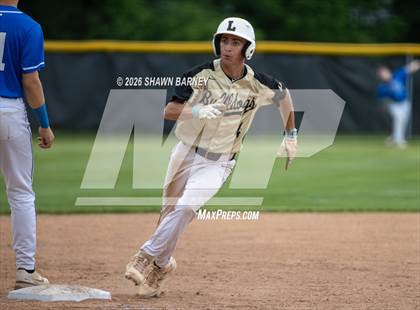 Thumbnail 2 in Tipton vs. Lapel Class 2A Sectional 39 Final photogallery.