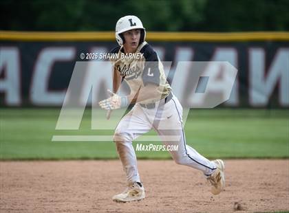 Thumbnail 1 in Tipton vs. Lapel Class 2A Sectional 39 Final photogallery.