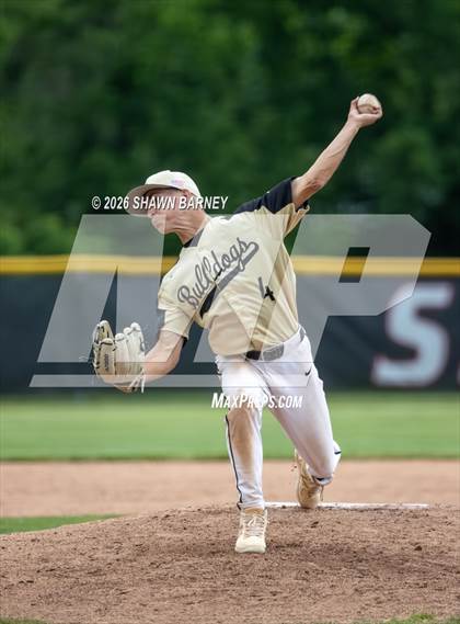 Thumbnail 2 in Tipton vs. Lapel Class 2A Sectional 39 Final photogallery.